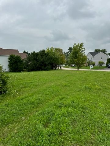 1190 Oak Shore Lane, Antioch, IL 60002