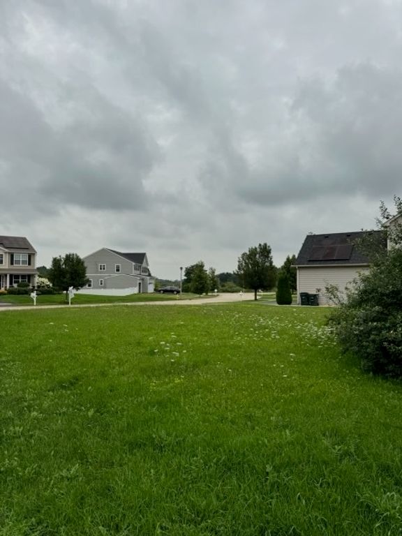 1190 Oak Shore Lane, Antioch, IL 60002