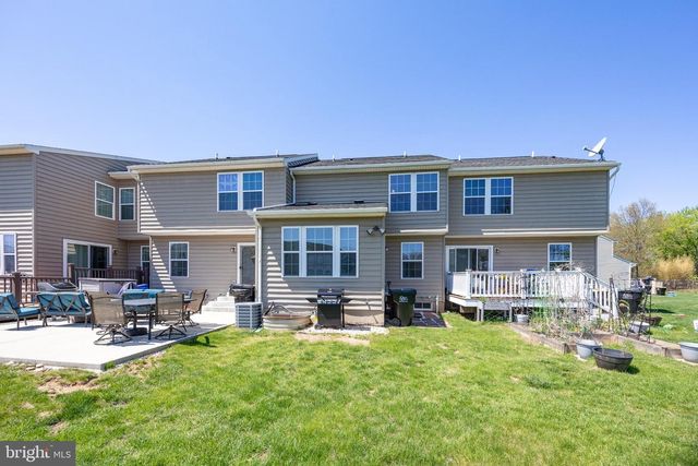 135 SANDPIPER CT, Gilbertsville, PA 19525