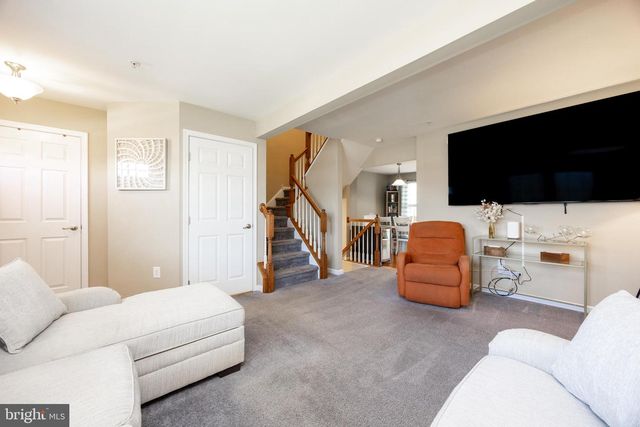 135 SANDPIPER CT, Gilbertsville, PA 19525