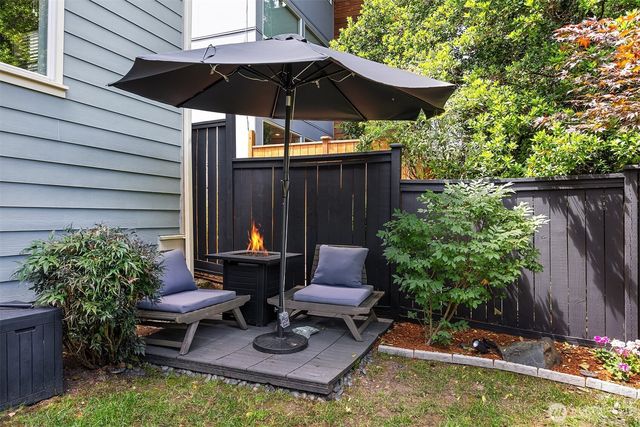 43 W Etruria, Seattle, WA 98119