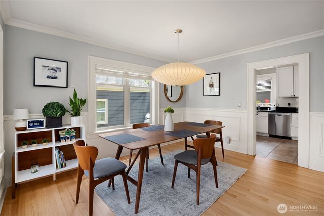43 W Etruria, Seattle, WA 98119