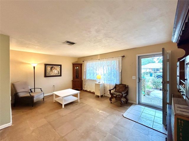 521 S JEFFERSON STREET, Beverly Hills, FL 34465