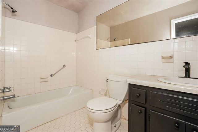 1320 N Cherokee Avenue, Griffin, GA 30224
