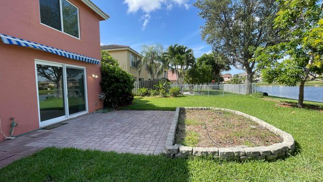 4857 VICTORIA Circle, West Palm Beach, FL 33409