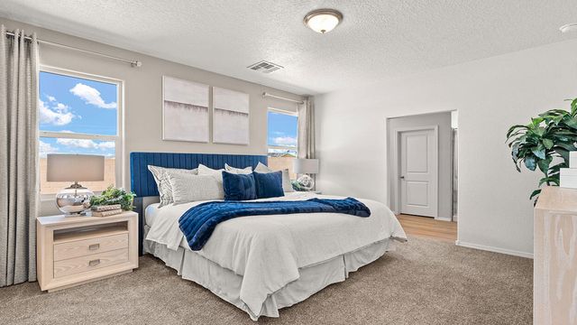 1489 Brillo Del Cielo Street NW, Los Lunas, NM 87031