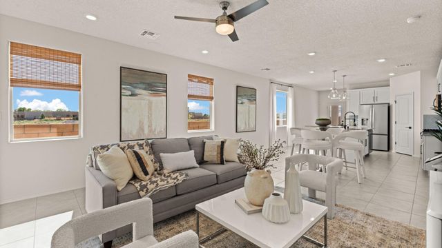 1489 Brillo Del Cielo Street NW, Los Lunas, NM 87031