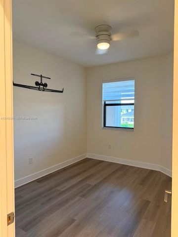 15816 NW 91st Avenue, Miami Lakes, FL 33018