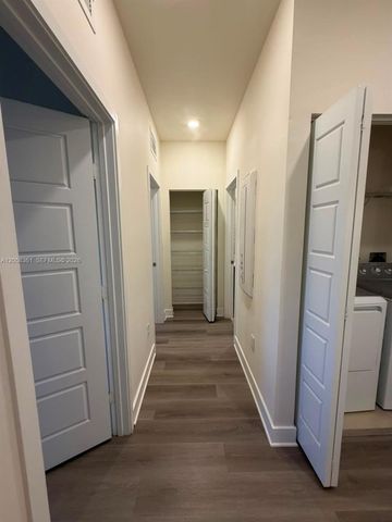 15816 NW 91st Avenue, Miami Lakes, FL 33018