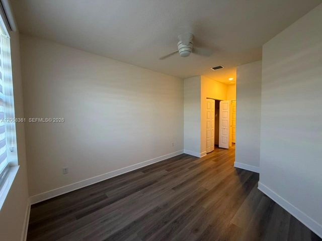 15816 NW 91st Avenue, Miami Lakes, FL 33018