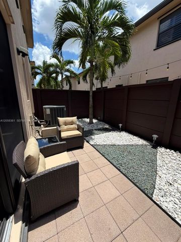 15816 NW 91st Avenue, Miami Lakes, FL 33018