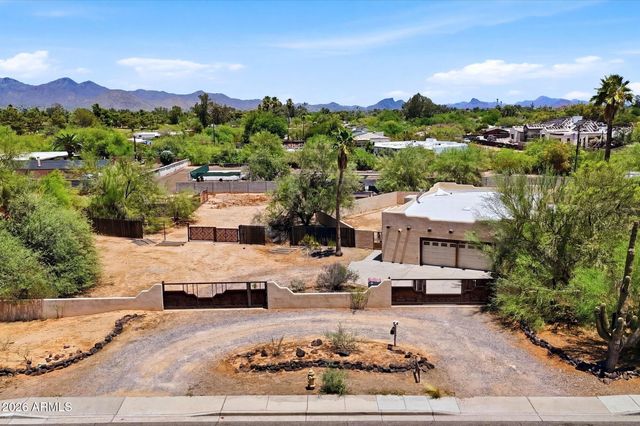 11225 N HAYDEN Road, Scottsdale, AZ 85260