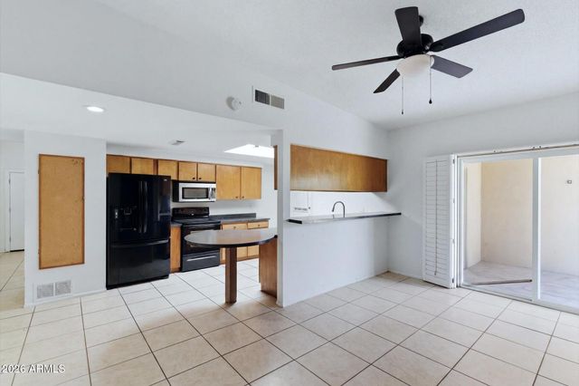 11225 N HAYDEN Road, Scottsdale, AZ 85260