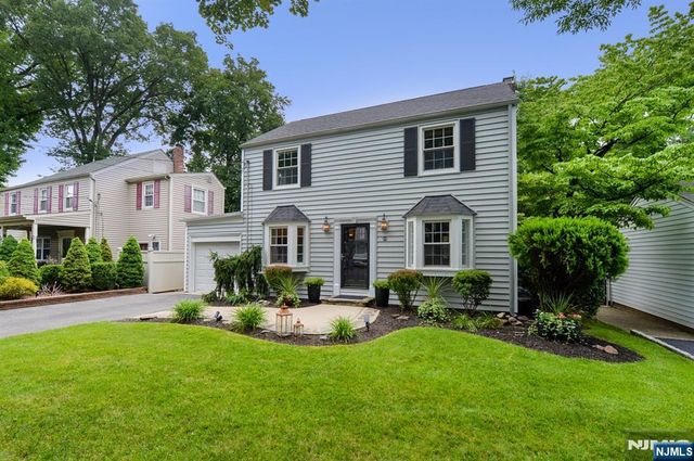 418 Burlington Road, Paramus, NJ 07652