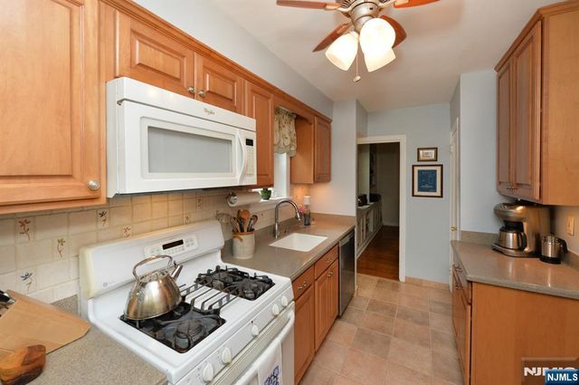 418 Burlington Road, Paramus, NJ 07652