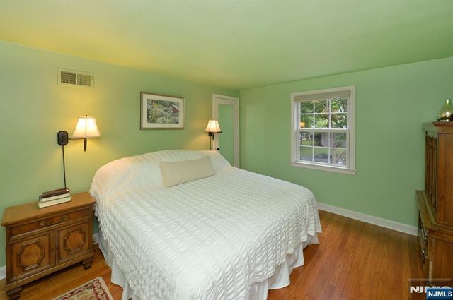 418 Burlington Road, Paramus, NJ 07652