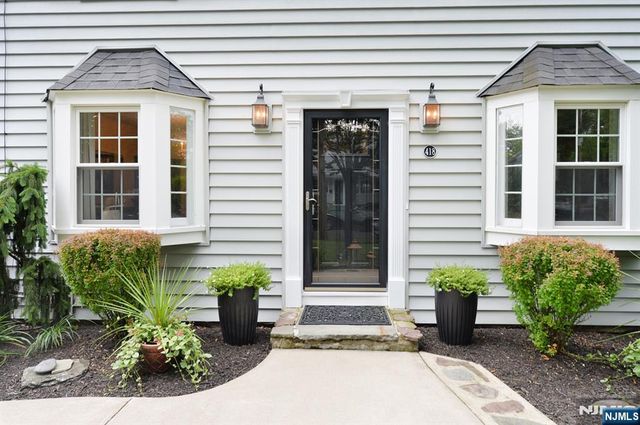 418 Burlington Road, Paramus, NJ 07652