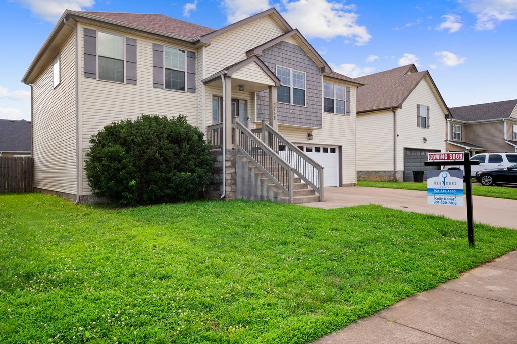3738 Gray Fox Dr, Clarksville, TN 37040
