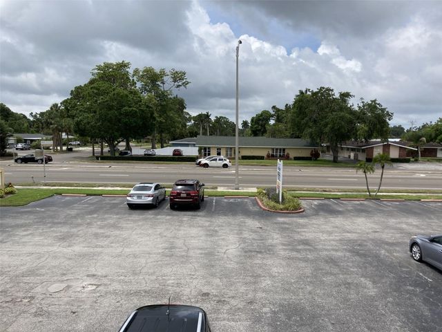 5008 MANATEE AVENUE W 2, Bradenton, FL 34209