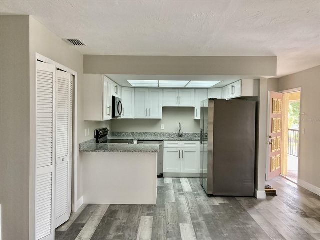 5008 MANATEE AVENUE W 2, Bradenton, FL 34209