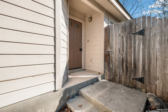 9014 Gill Bridge, San Antonio, TX 78254