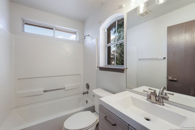 9014 Gill Bridge, San Antonio, TX 78254