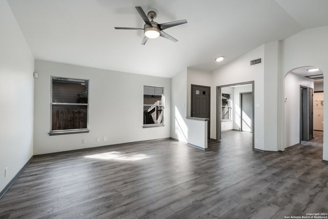 9014 Gill Bridge, San Antonio, TX 78254