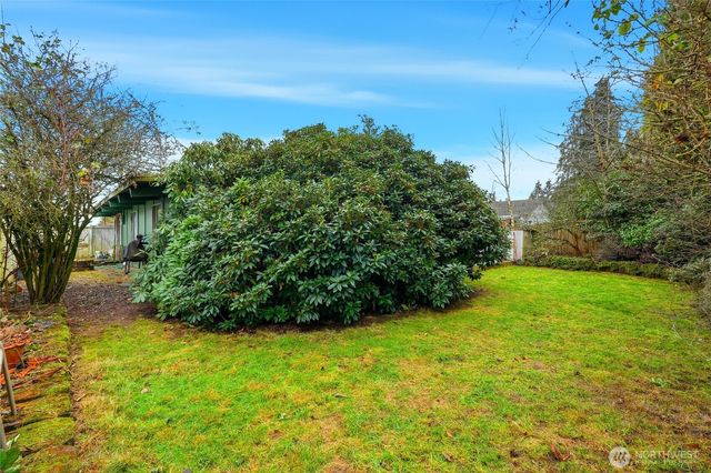 4207 225th Street SW, Mountlake Terrace, WA 98043