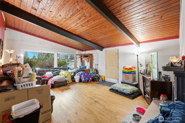 4207 225th Street SW, Mountlake Terrace, WA 98043