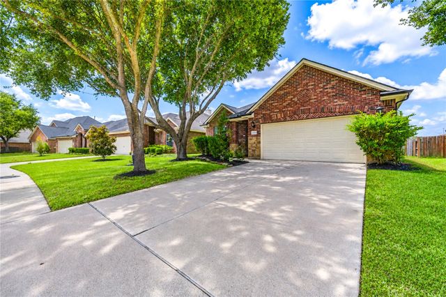 22027 Field Green Drive, Cypress, TX 77433