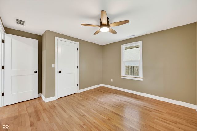 605 8th, Columbus, IN 47201