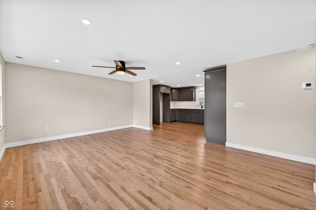 605 8th, Columbus, IN 47201