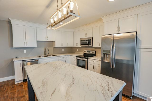 302 N 5th St, Mayfield, KY 42066