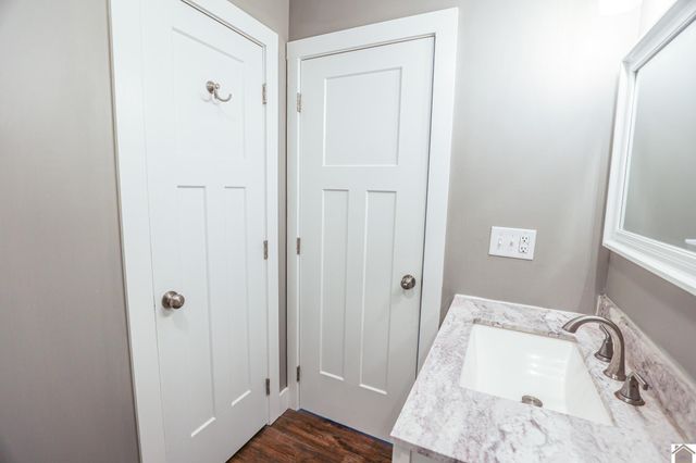 302 N 5th St, Mayfield, KY 42066