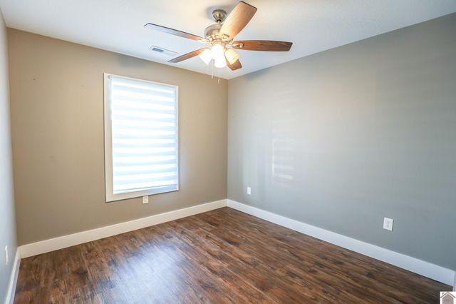 302 N 5th St, Mayfield, KY 42066