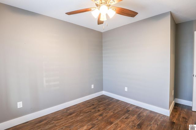 302 N 5th St, Mayfield, KY 42066