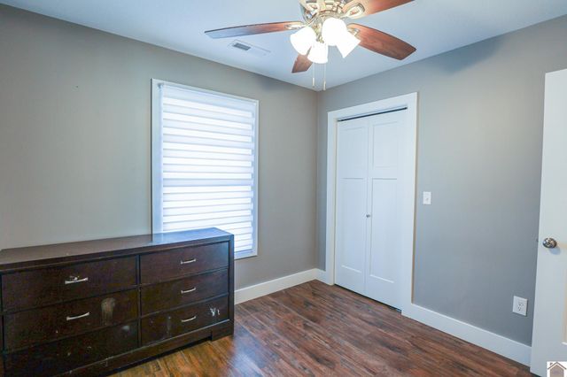 302 N 5th St, Mayfield, KY 42066