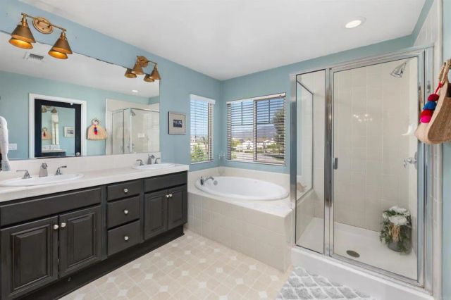 1625 Falling Star Dr, Chula Vista, CA 91915