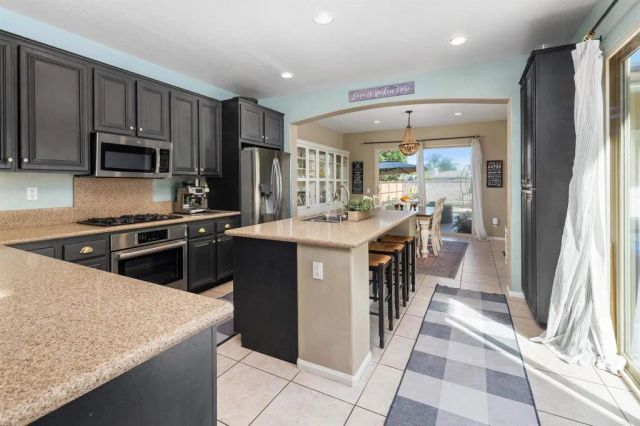 1625 Falling Star Dr, Chula Vista, CA 91915