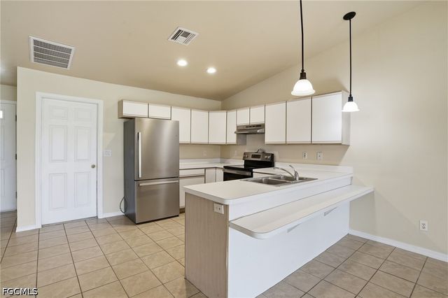 7592 Winged Foot DR, Fort Myers, FL 33967
