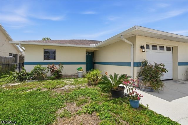 7592 Winged Foot DR, Fort Myers, FL 33967