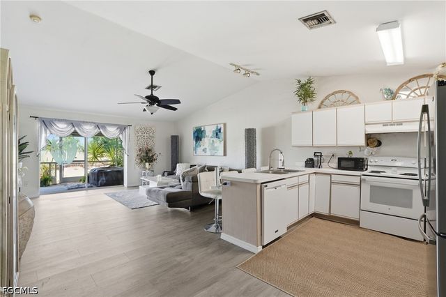 7592 Winged Foot DR, Fort Myers, FL 33967
