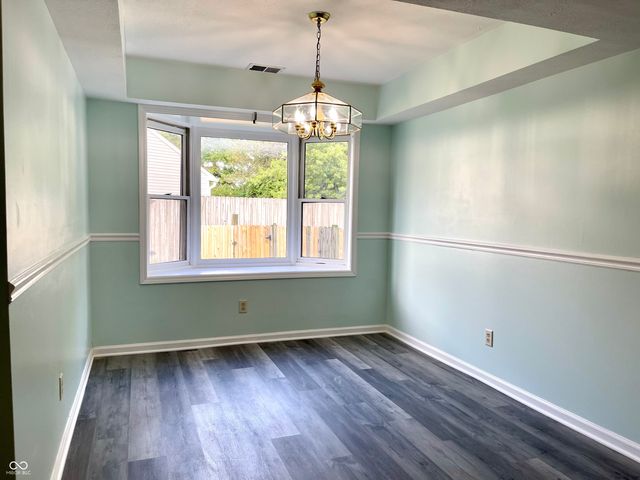 6389 Hillview Circle, Fishers, IN 46038