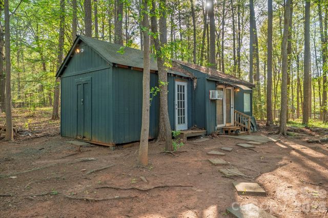 20133 Floral Lane, Cornelius, NC 28031