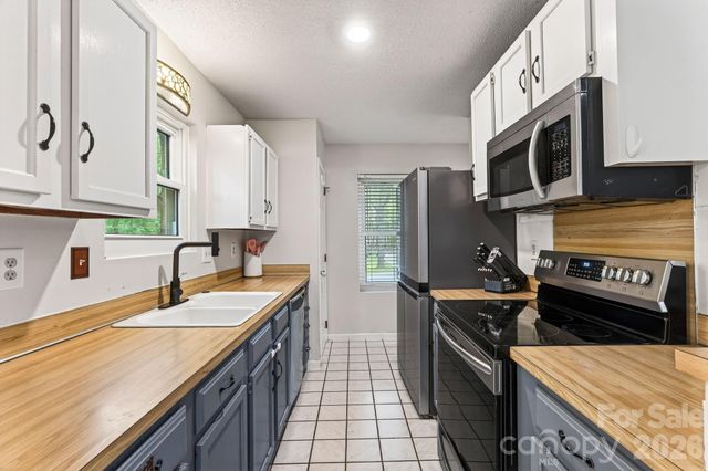 20133 Floral Lane, Cornelius, NC 28031