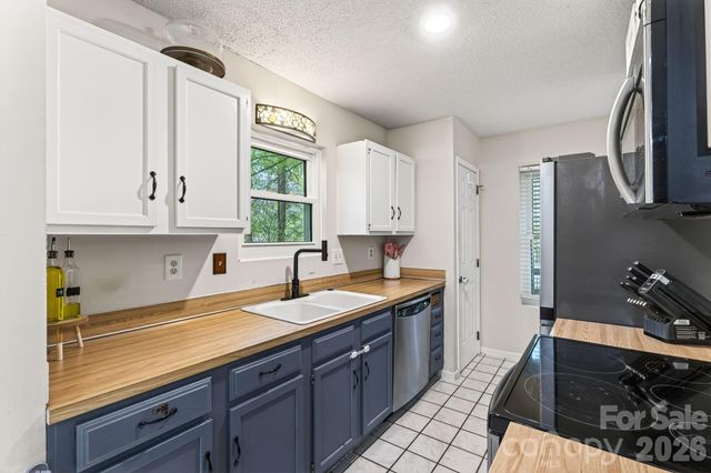 20133 Floral Lane, Cornelius, NC 28031