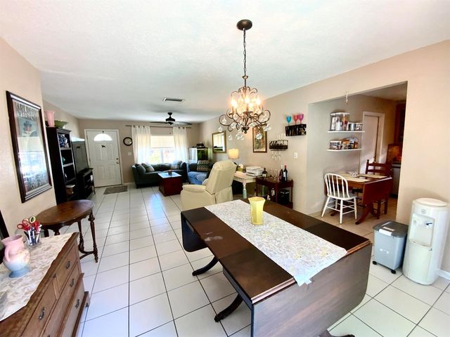 7922 SW 5th Street, North Lauderdale, FL 33068