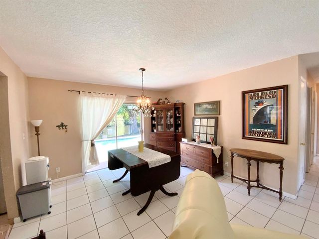 7922 SW 5th Street, North Lauderdale, FL 33068