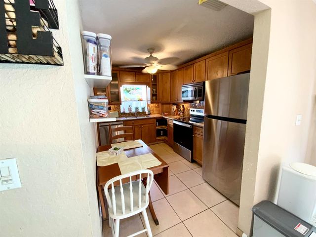 7922 SW 5th Street, North Lauderdale, FL 33068