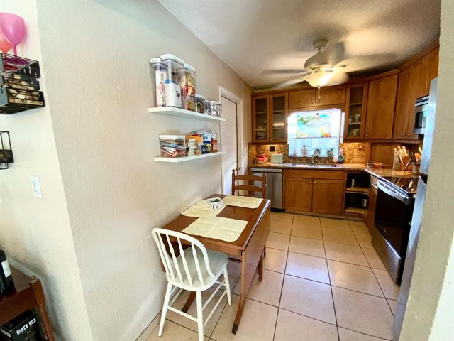 7922 SW 5th Street, North Lauderdale, FL 33068